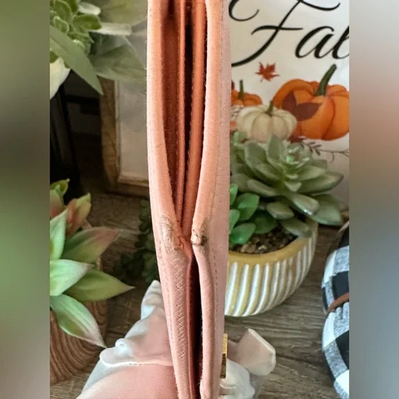 Chanel Coco Button Long Wallet Pink Gold Hardware - Picture 6 of 16